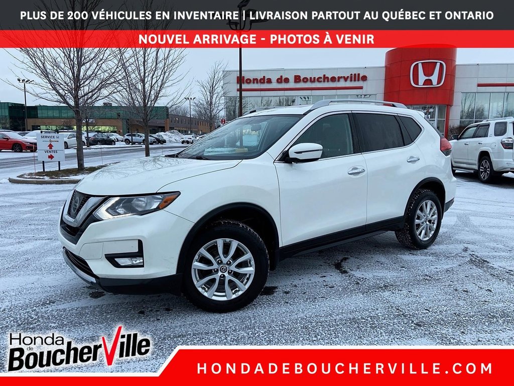 2017 Nissan Rogue SV in Terrebonne, Quebec - 1 - w1024h768px