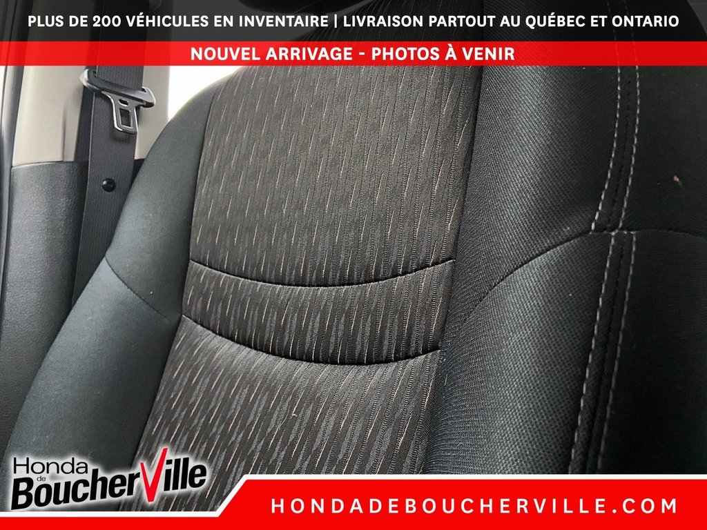 2017 Nissan Rogue SV in Terrebonne, Quebec - 19 - w1024h768px