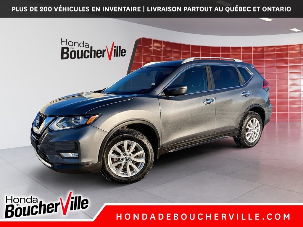 2017 Nissan Rogue SV in Terrebonne, Quebec - 1 - w1024h768px