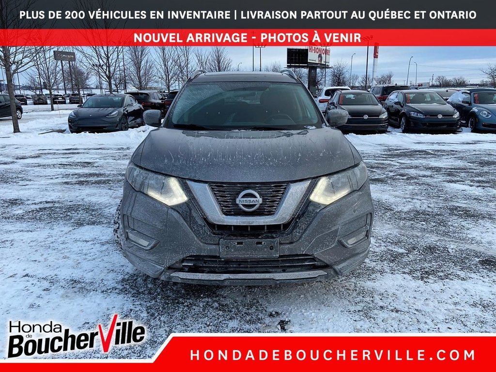 2017 Nissan Rogue SV in Terrebonne, Quebec - 3 - w1024h768px