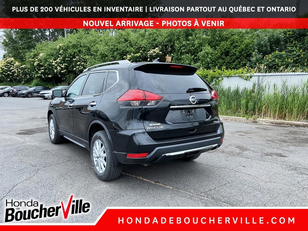 Nissan Rogue SV 2017 à Terrebonne, Québec - 13 - w1024h768px