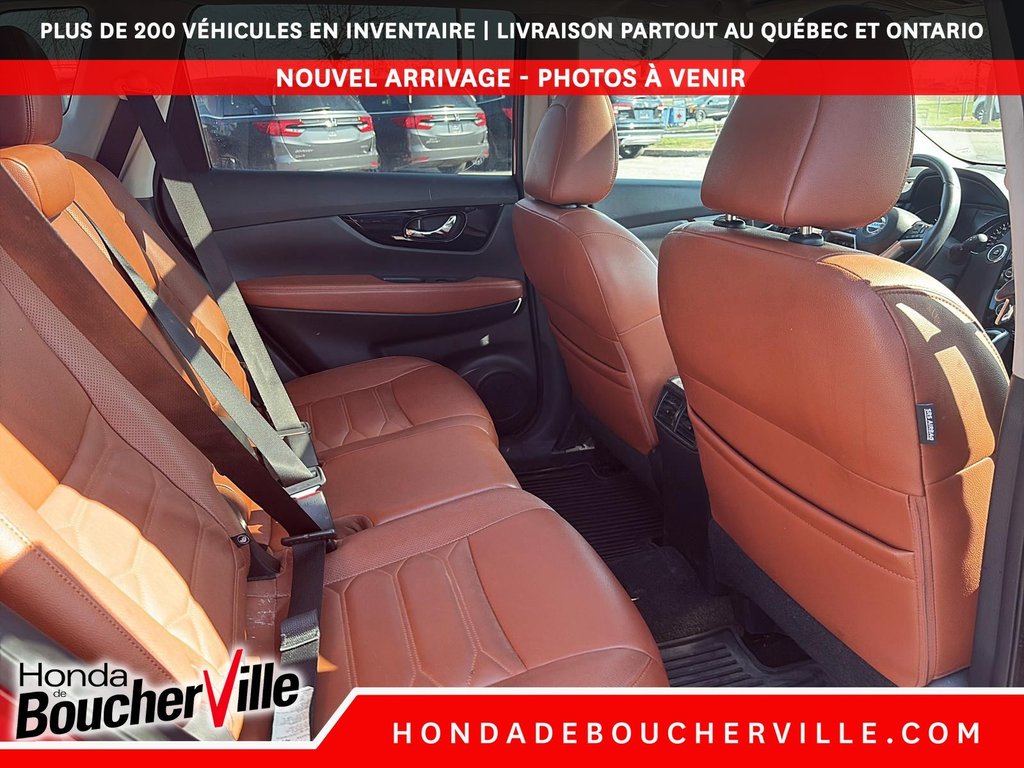 Nissan Rogue SL 2017 à Terrebonne, Québec - 17 - w1024h768px