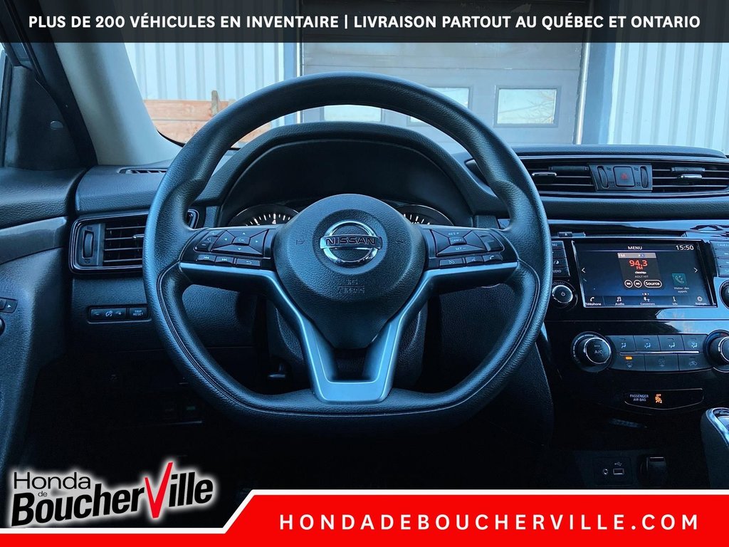 2018 Nissan Rogue SV in Terrebonne, Quebec - 24 - w1024h768px