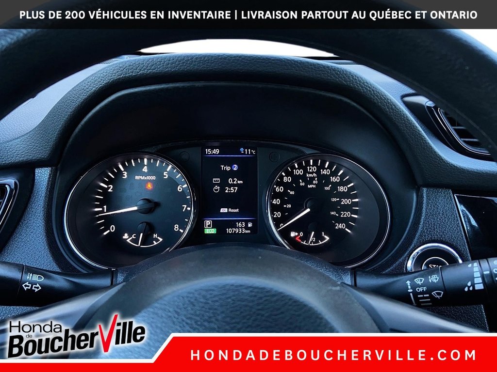 2018 Nissan Rogue SV in Terrebonne, Quebec - 22 - w1024h768px