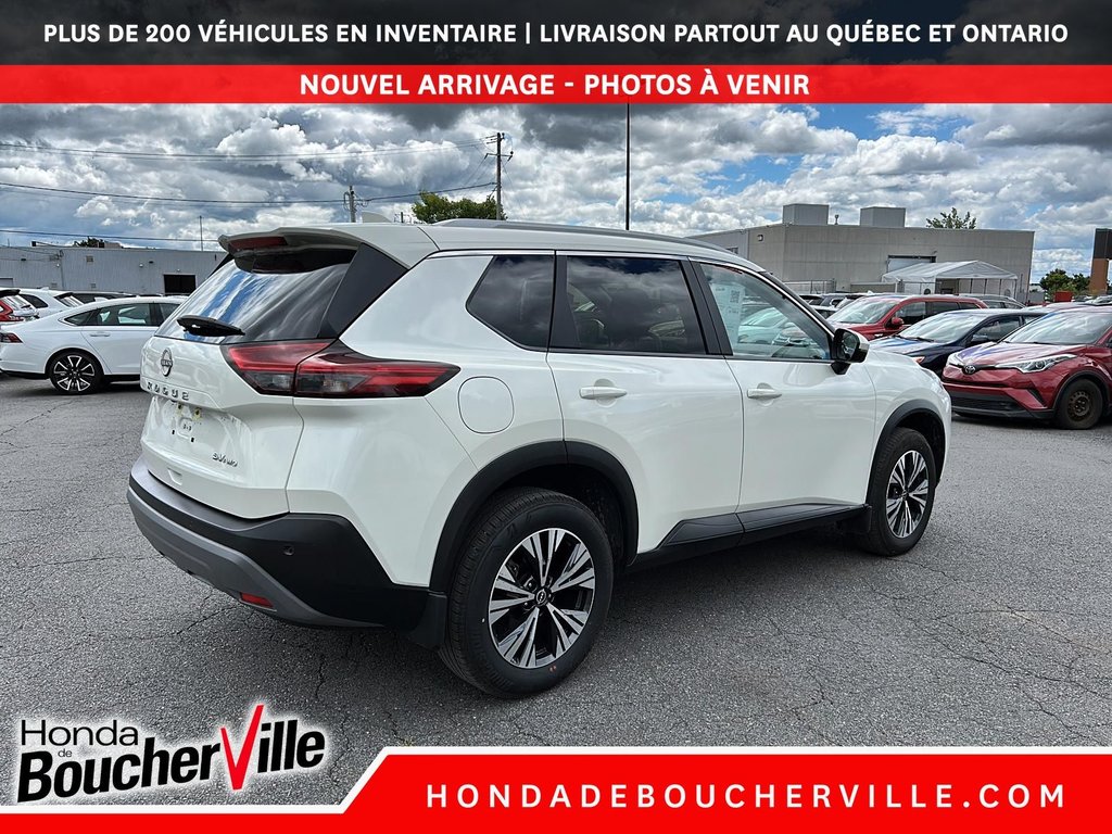 2023 Nissan Rogue SV MOONROOF in Terrebonne, Quebec - 11 - w1024h768px