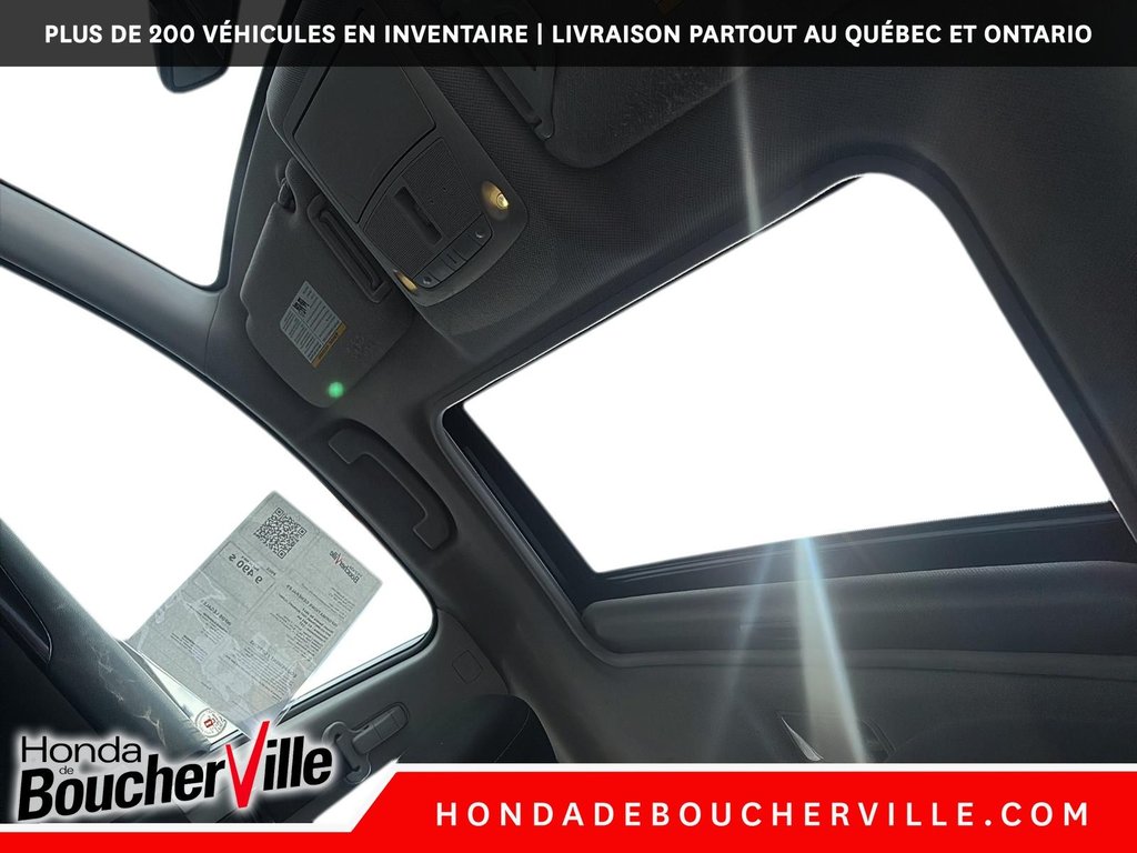 2017 Nissan Sentra SV in Terrebonne, Quebec - 25 - w1024h768px