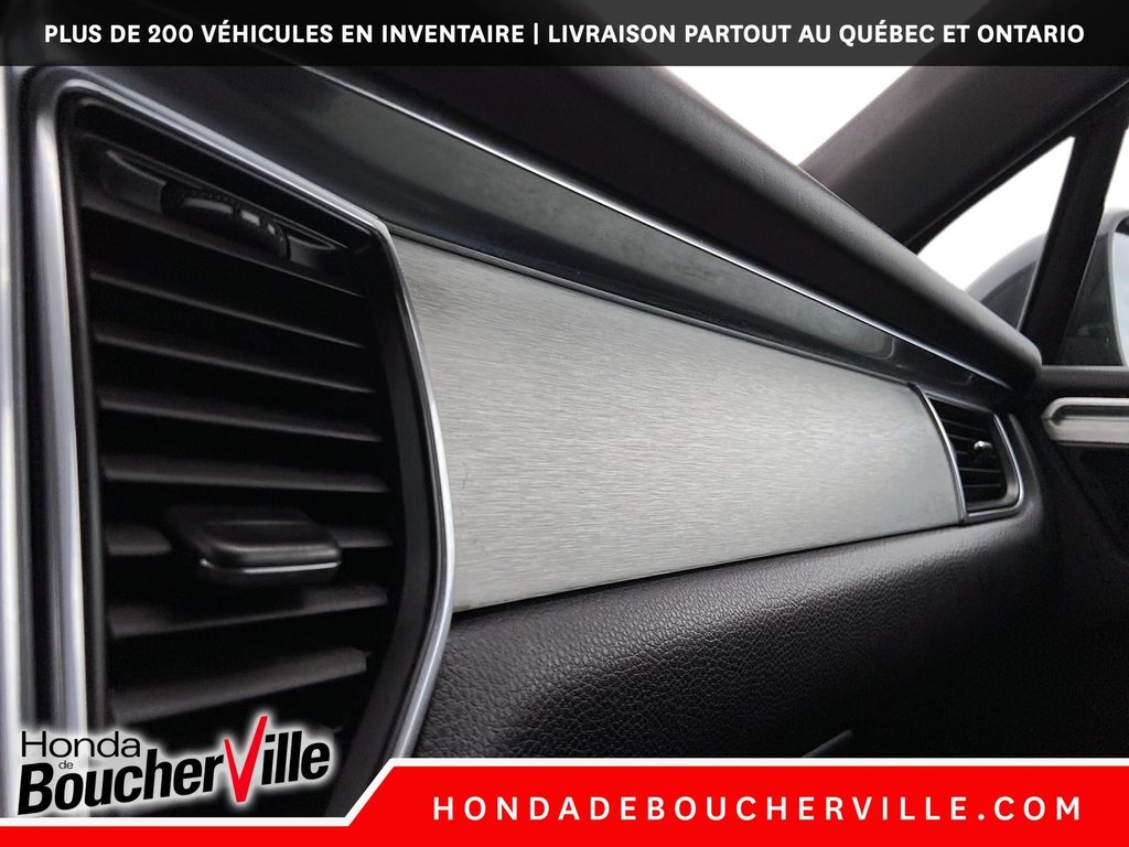 2017 Porsche Macan GTS in Terrebonne, Quebec - 29 - w1024h768px