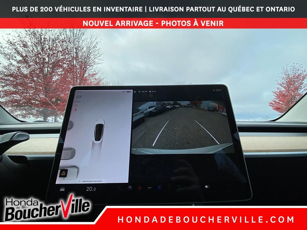 2020 Tesla Model 3 Standard Range Plus in Terrebonne, Quebec - 25 - w1024h768px