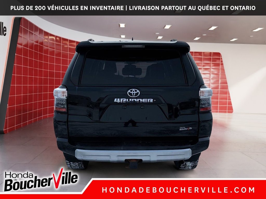 2016 Toyota 4Runner SR5 in Terrebonne, Quebec - 11 - w1024h768px