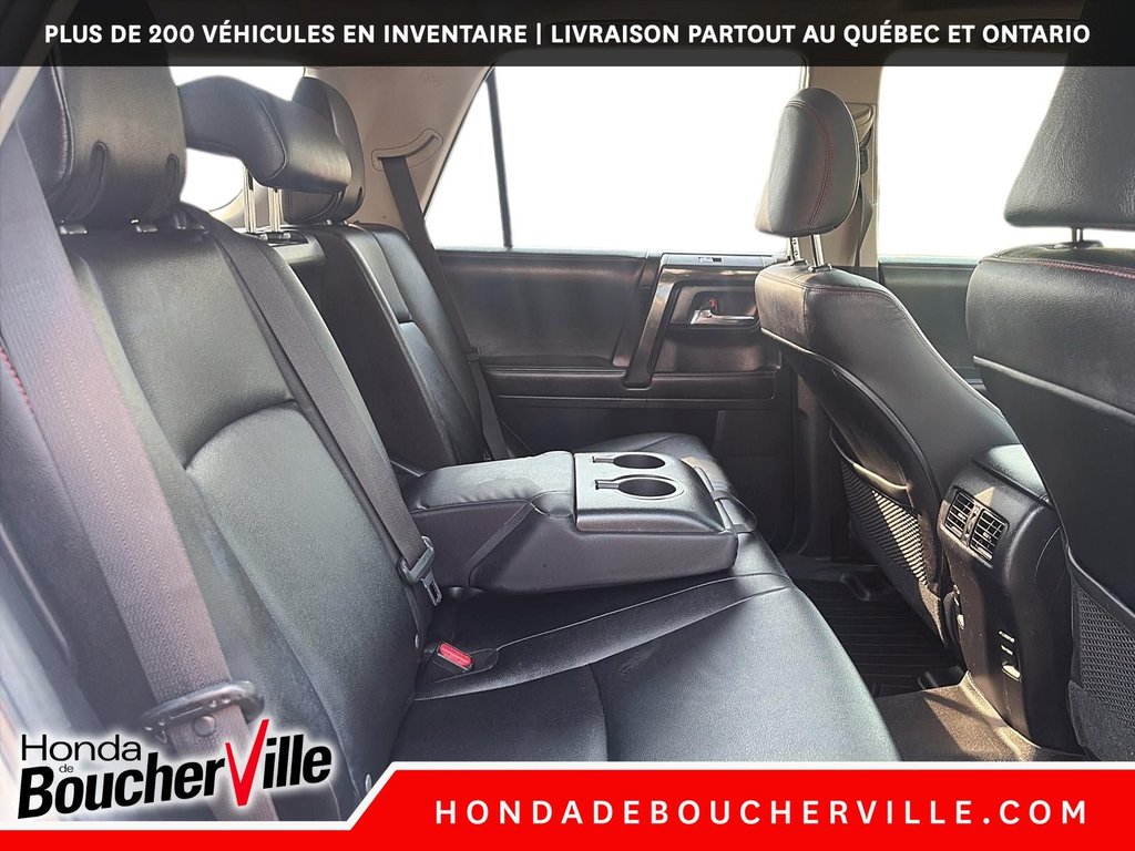 2016 Toyota 4Runner SR5 in Terrebonne, Quebec - 17 - w1024h768px