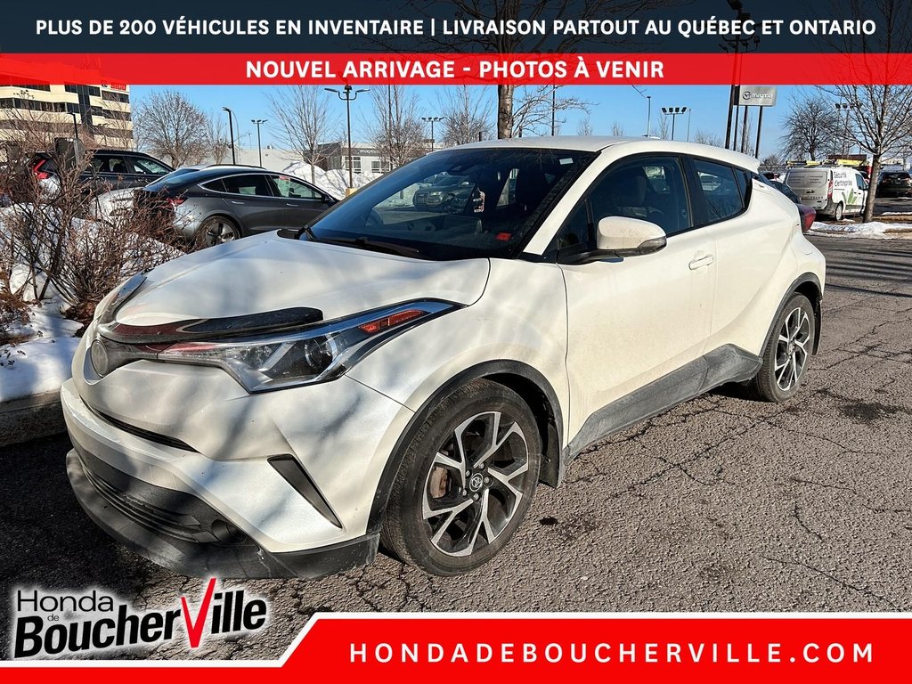 2019 Toyota C-HR XLE in Terrebonne, Quebec - 1 - w1024h768px