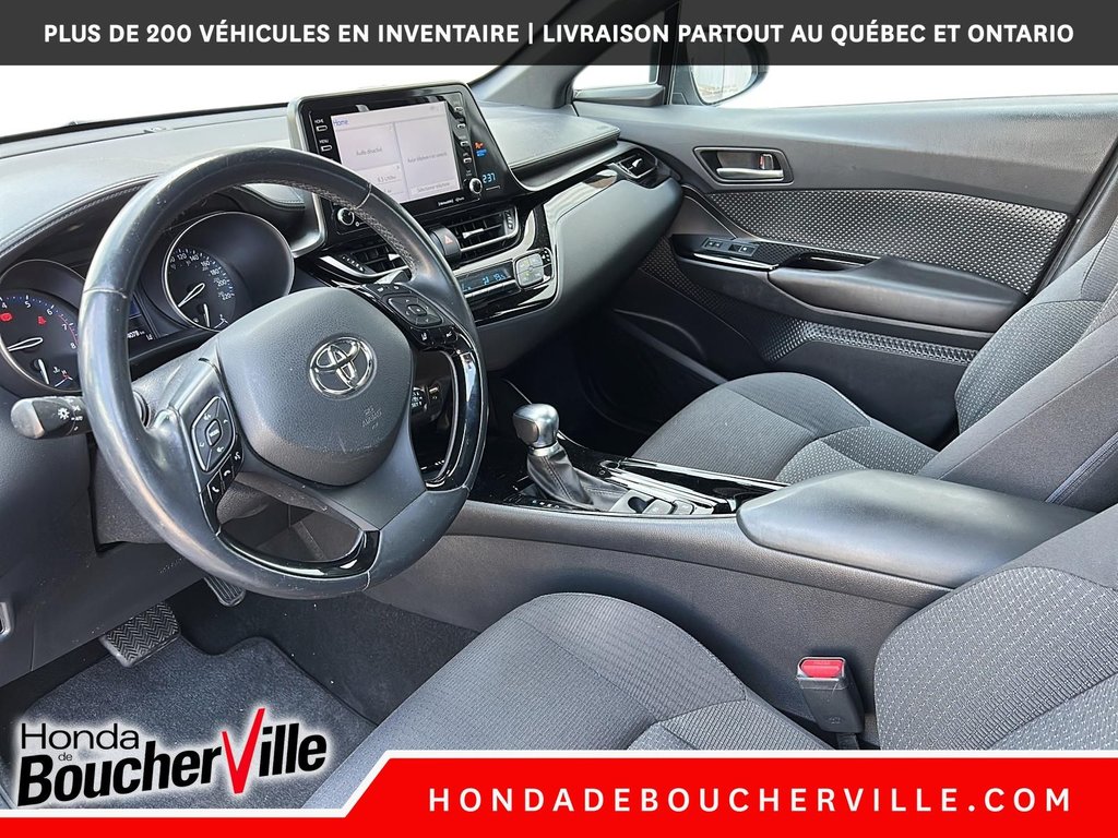 2019 Toyota C-HR XLE in Terrebonne, Quebec - 19 - w1024h768px