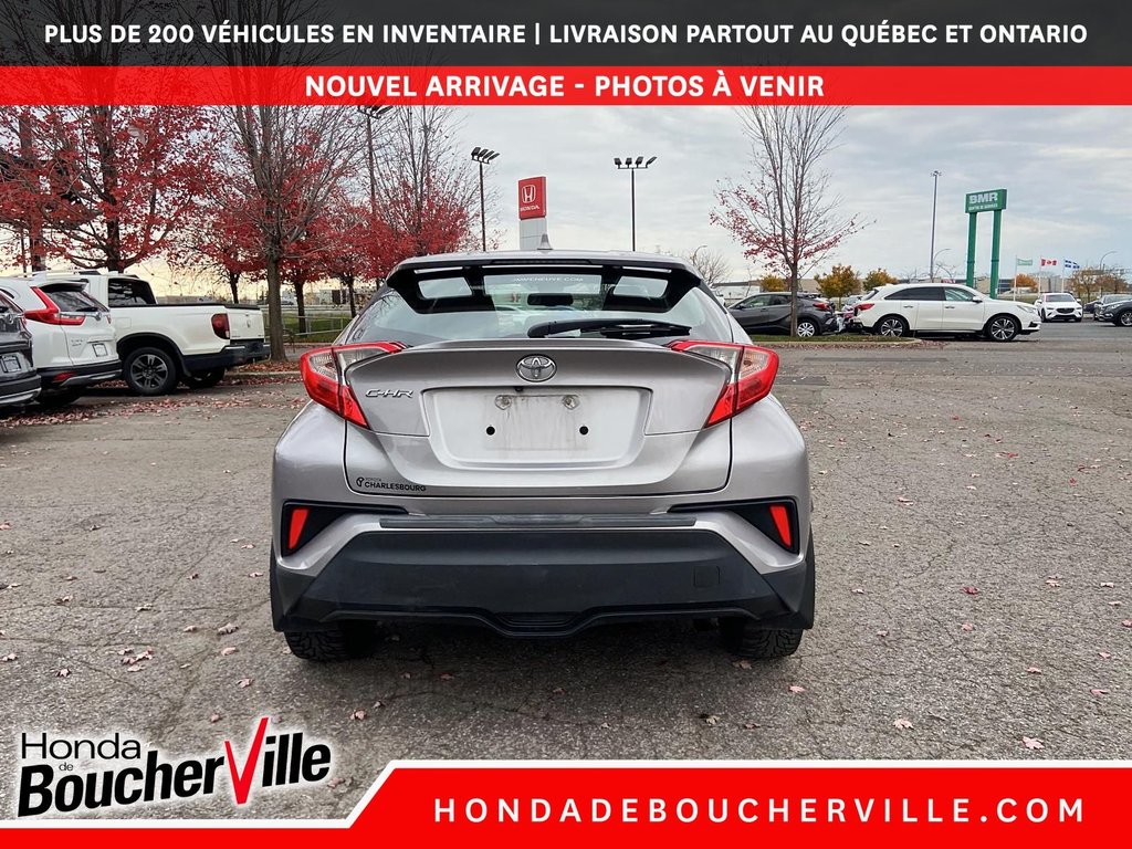 2019 Toyota C-HR LE in Terrebonne, Quebec - 9 - w1024h768px