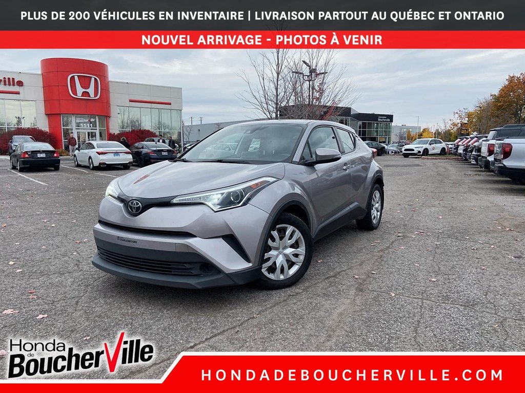 2019 Toyota C-HR LE in Terrebonne, Quebec - 1 - w1024h768px