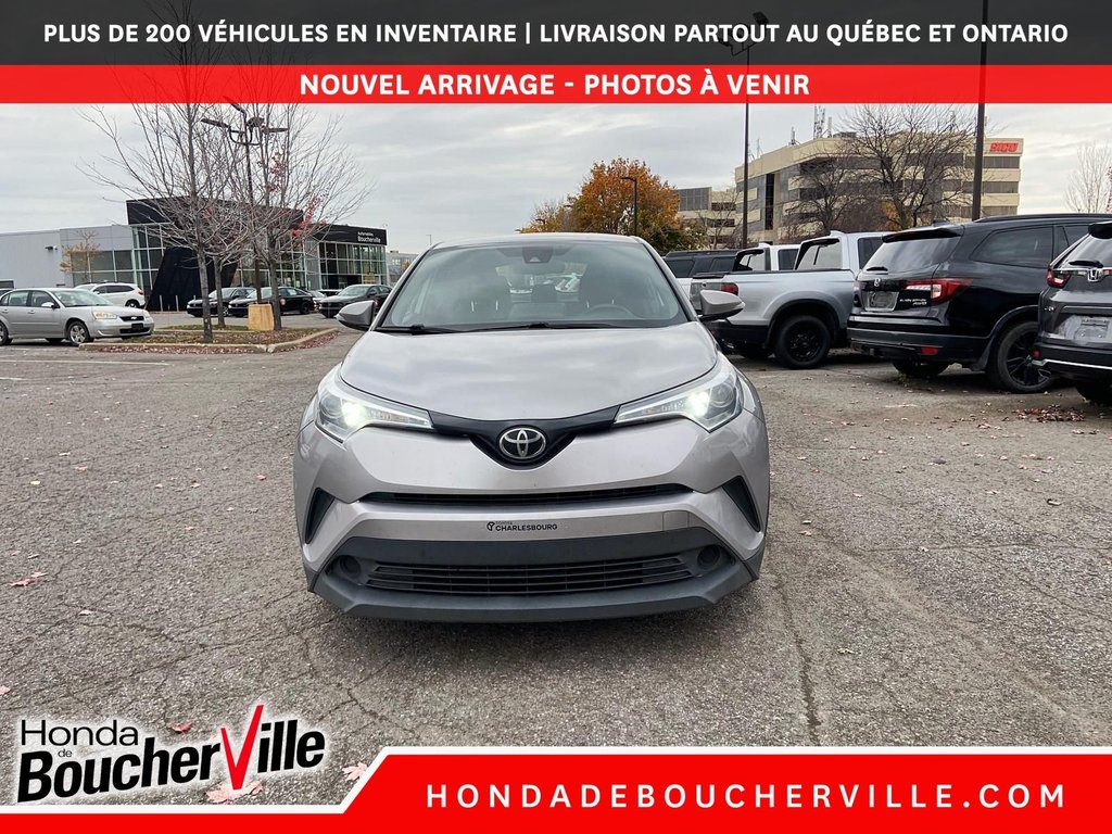 2019 Toyota C-HR LE in Terrebonne, Quebec - 2 - w1024h768px