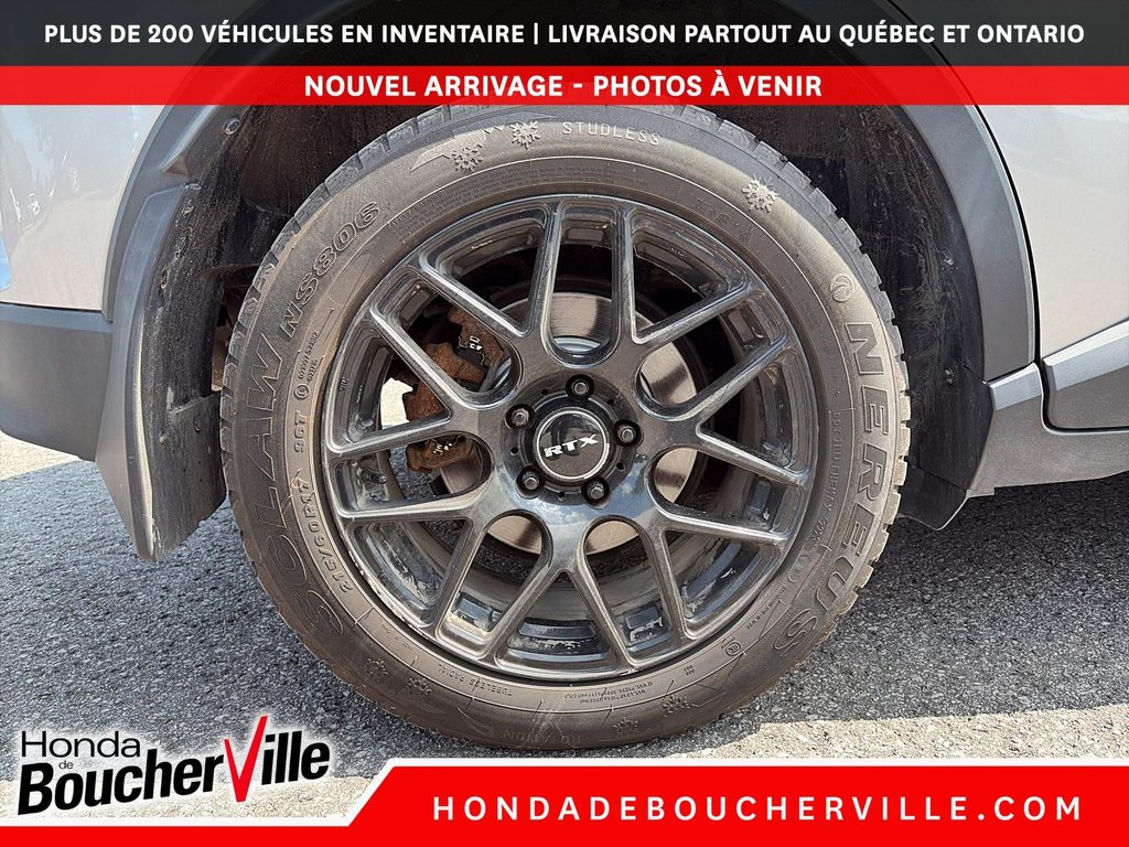 Toyota C-HR XLE 2019 à Terrebonne, Québec - 15 - w1024h768px