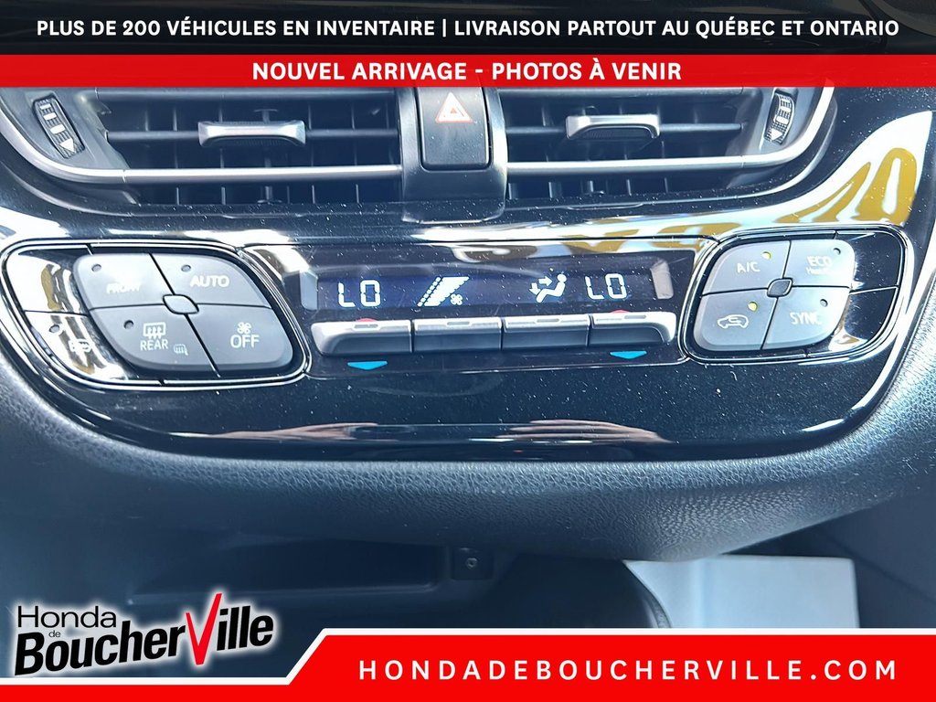 2019 Toyota C-HR LE in Terrebonne, Quebec - 21 - w1024h768px