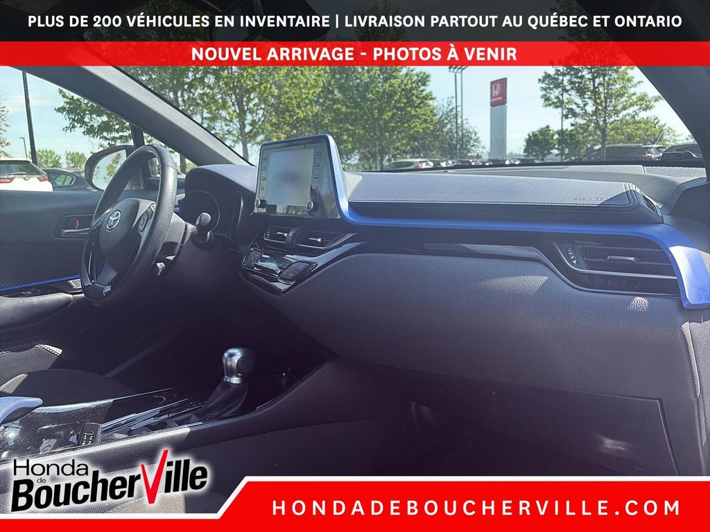 2020 Toyota C-HR LE in Terrebonne, Quebec - 21 - w1024h768px