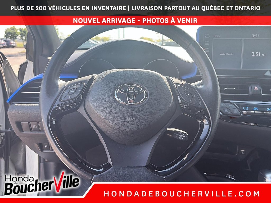 2020 Toyota C-HR LE in Terrebonne, Quebec - 27 - w1024h768px