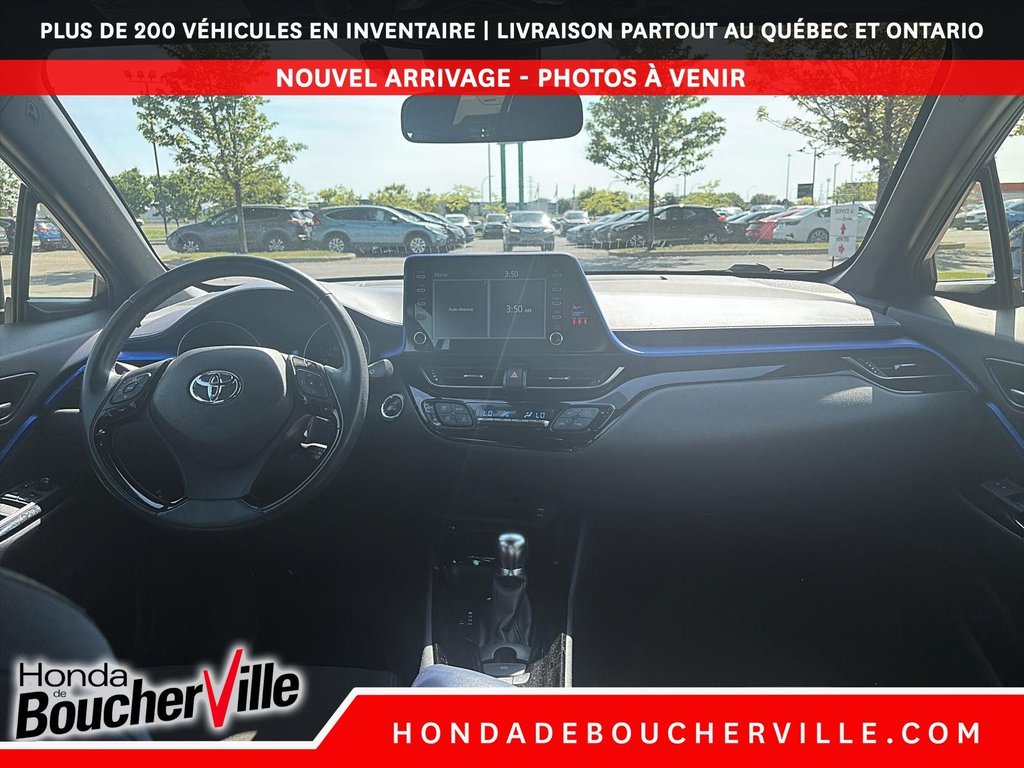 2020 Toyota C-HR LE in Terrebonne, Quebec - 19 - w1024h768px