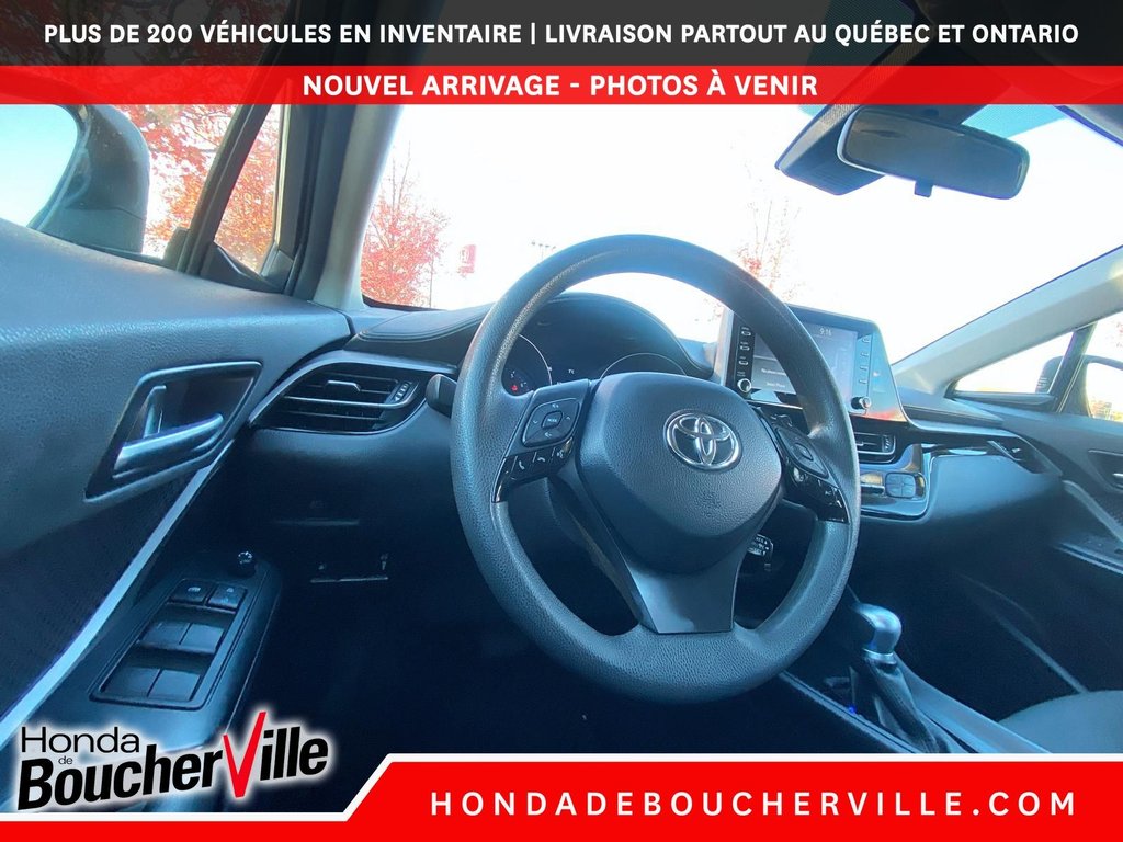 2021 Toyota C-HR LE in Terrebonne, Quebec - 21 - w1024h768px