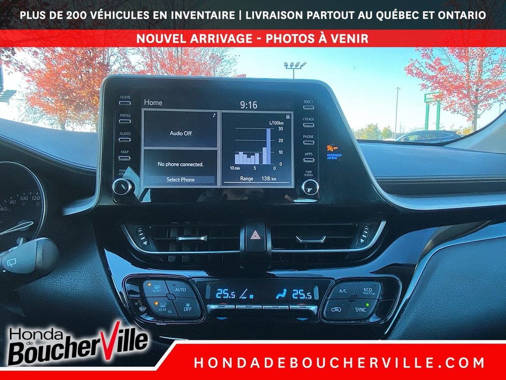 2021 Toyota C-HR LE in Terrebonne, Quebec - 17 - w1024h768px