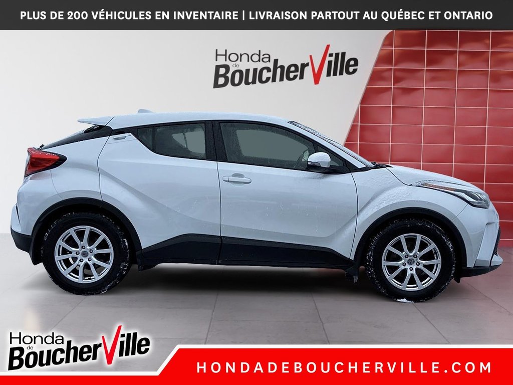 Toyota C-HR LE 2022 à Terrebonne, Québec - 6 - w1024h768px