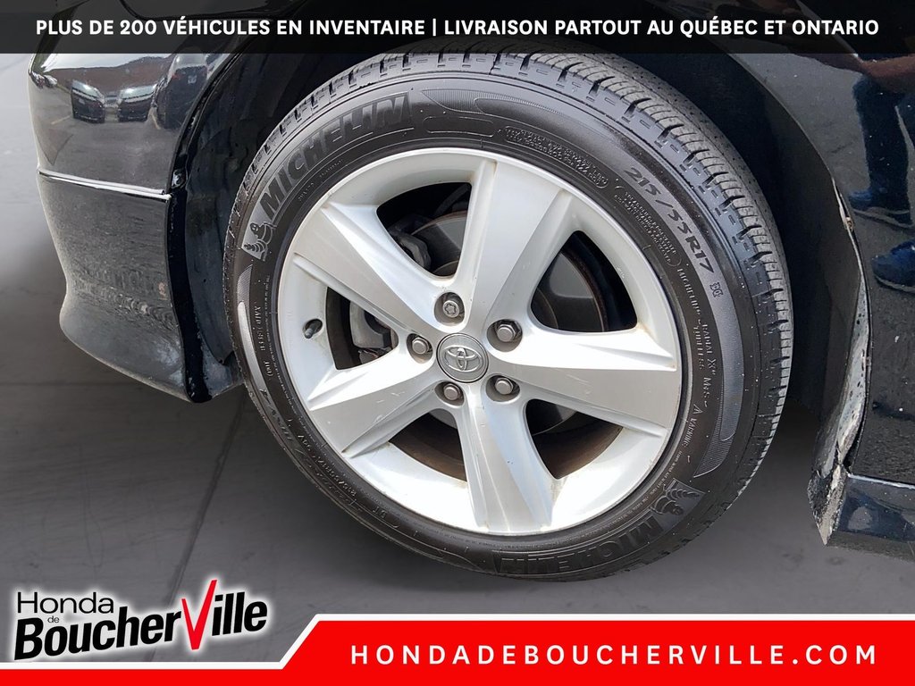 2010 Toyota Camry SE in Terrebonne, Quebec - 19 - w1024h768px