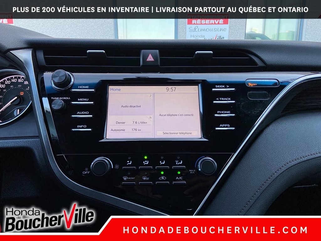 2018 Toyota Camry LE in Terrebonne, Quebec - 23 - w1024h768px