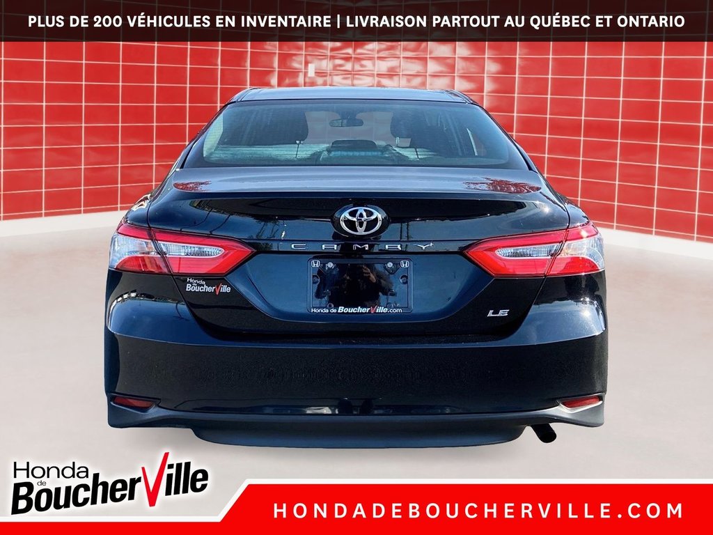 Toyota Camry LE 2018 à Terrebonne, Québec - 9 - w1024h768px