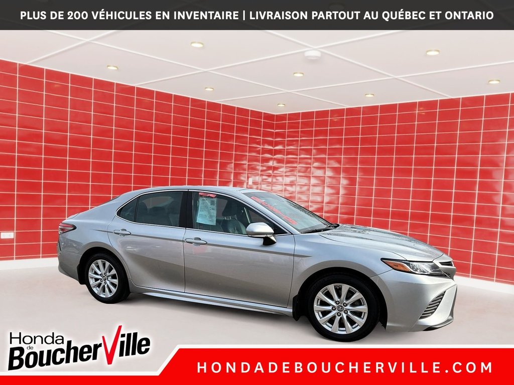 Toyota Camry SE 2018 à Terrebonne, Québec - 13 - w1024h768px