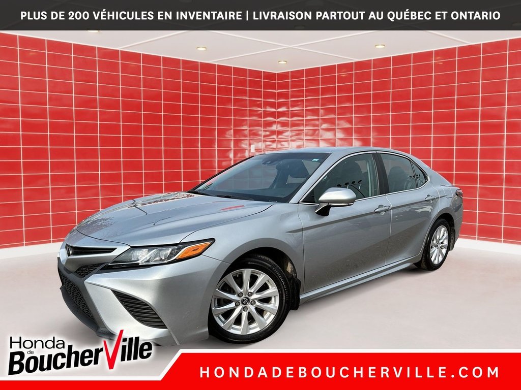 2018 Toyota Camry SE in Terrebonne, Quebec - 1 - w1024h768px