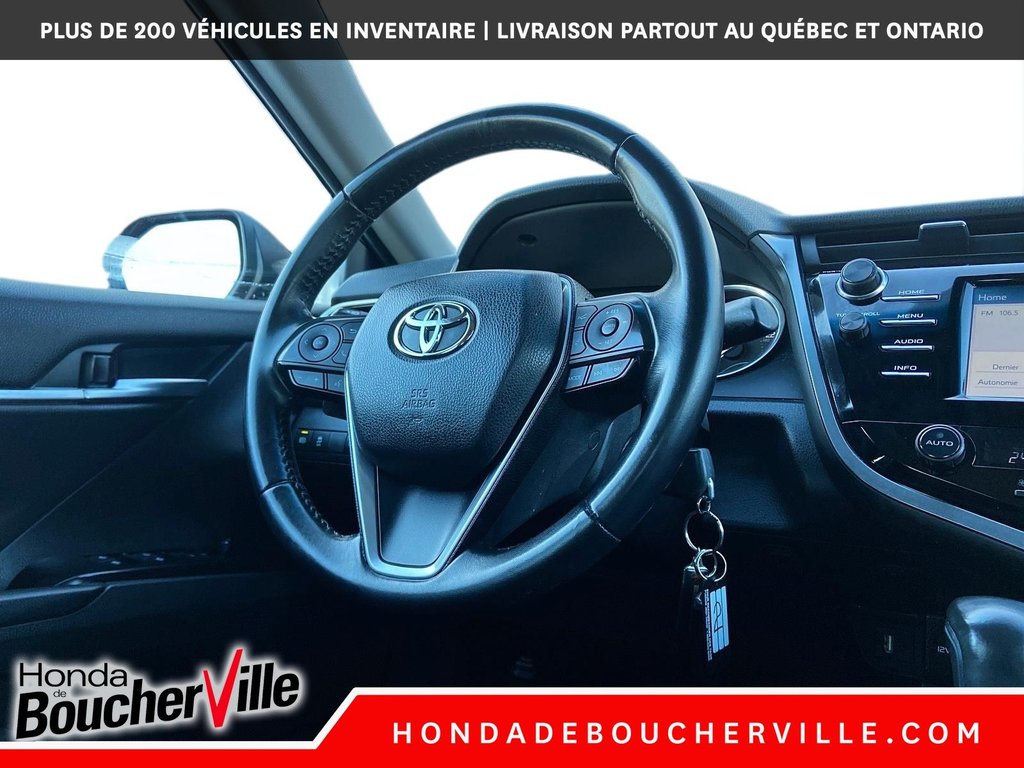 Toyota Camry SE 2018 à Terrebonne, Québec - 25 - w1024h768px