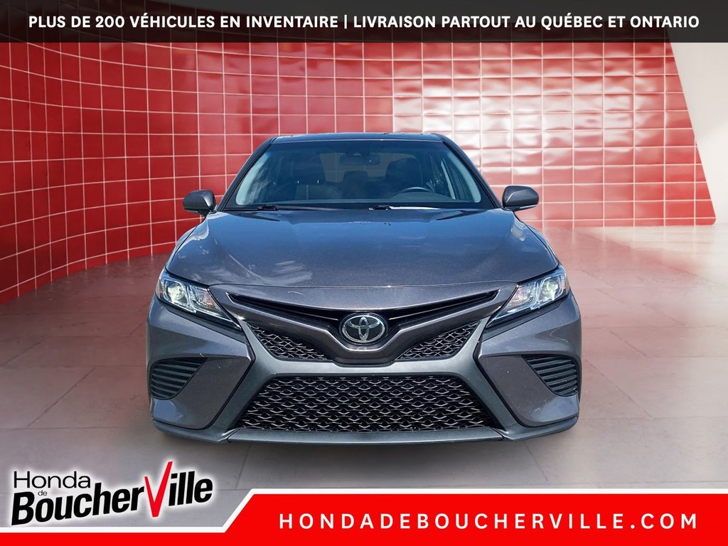 2020 Toyota Camry SE Upgrade in Terrebonne, Quebec - 3 - w1024h768px
