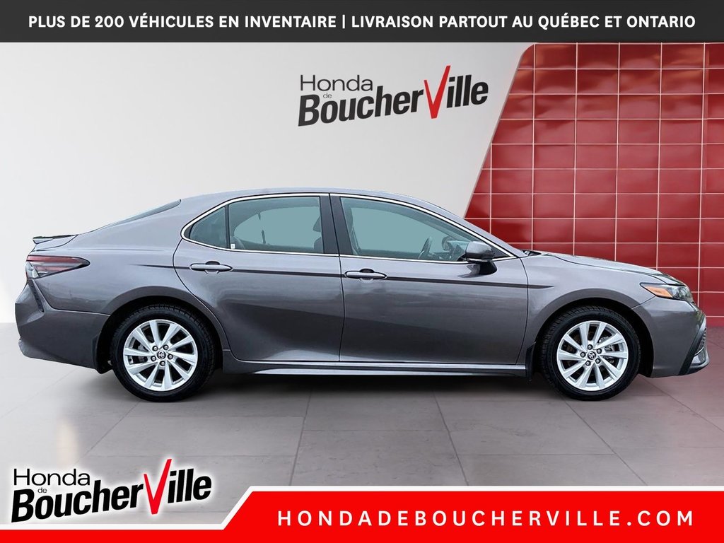 2023 Toyota Camry SE in Terrebonne, Quebec - 7 - w1024h768px