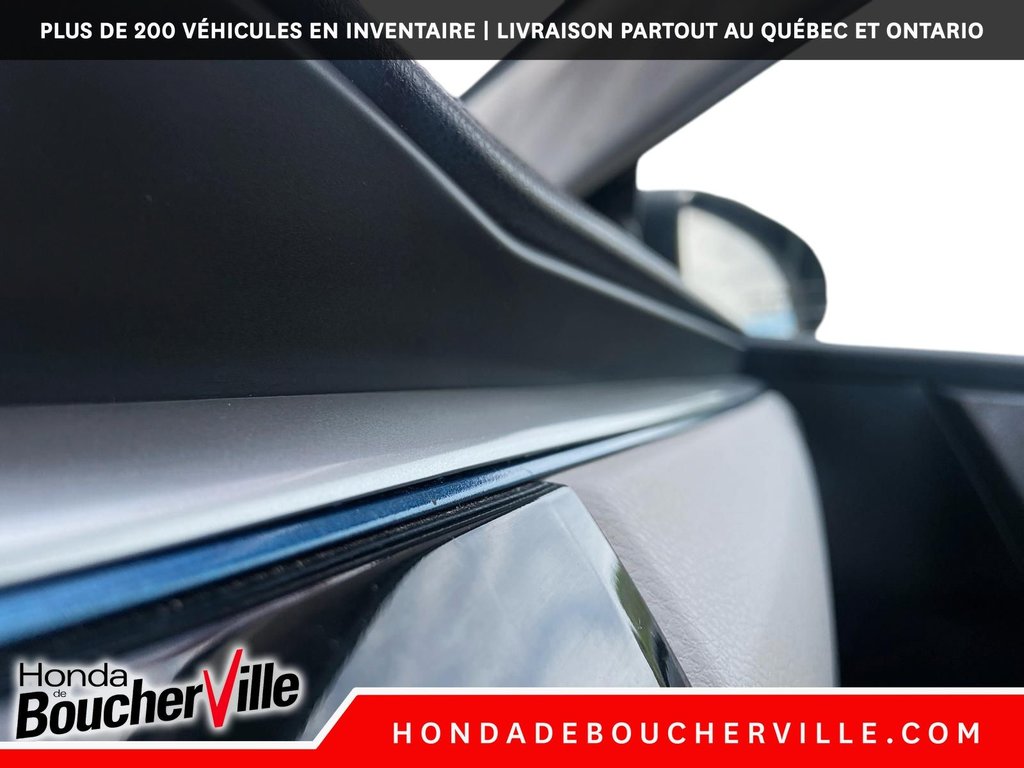 2015 Toyota Corolla LE in Terrebonne, Quebec - 29 - w1024h768px