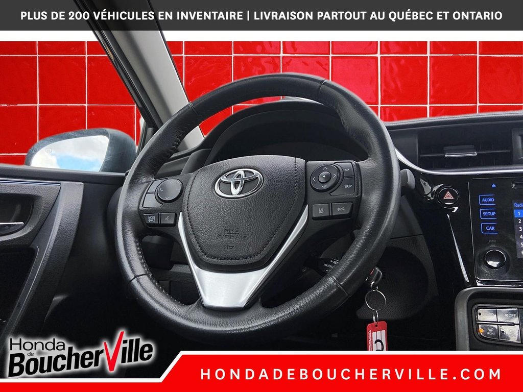 2017 Toyota Corolla SE in Terrebonne, Quebec - 22 - w1024h768px