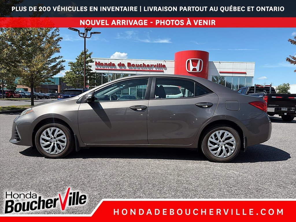 Toyota Corolla SE 2017 à Terrebonne, Québec - 3 - w1024h768px