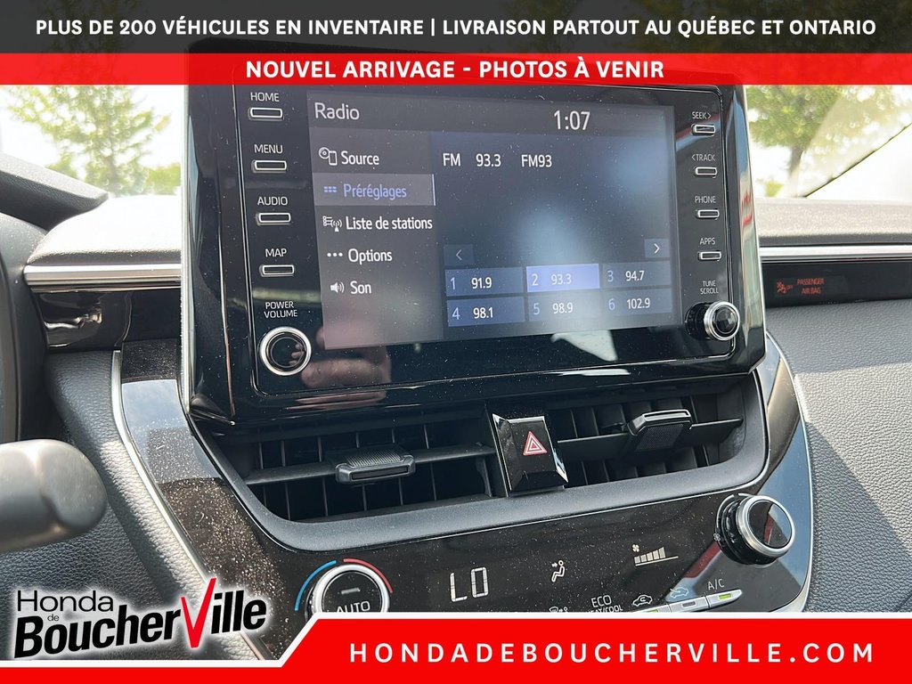 2020 Toyota Corolla LE in Terrebonne, Quebec - 19 - w1024h768px
