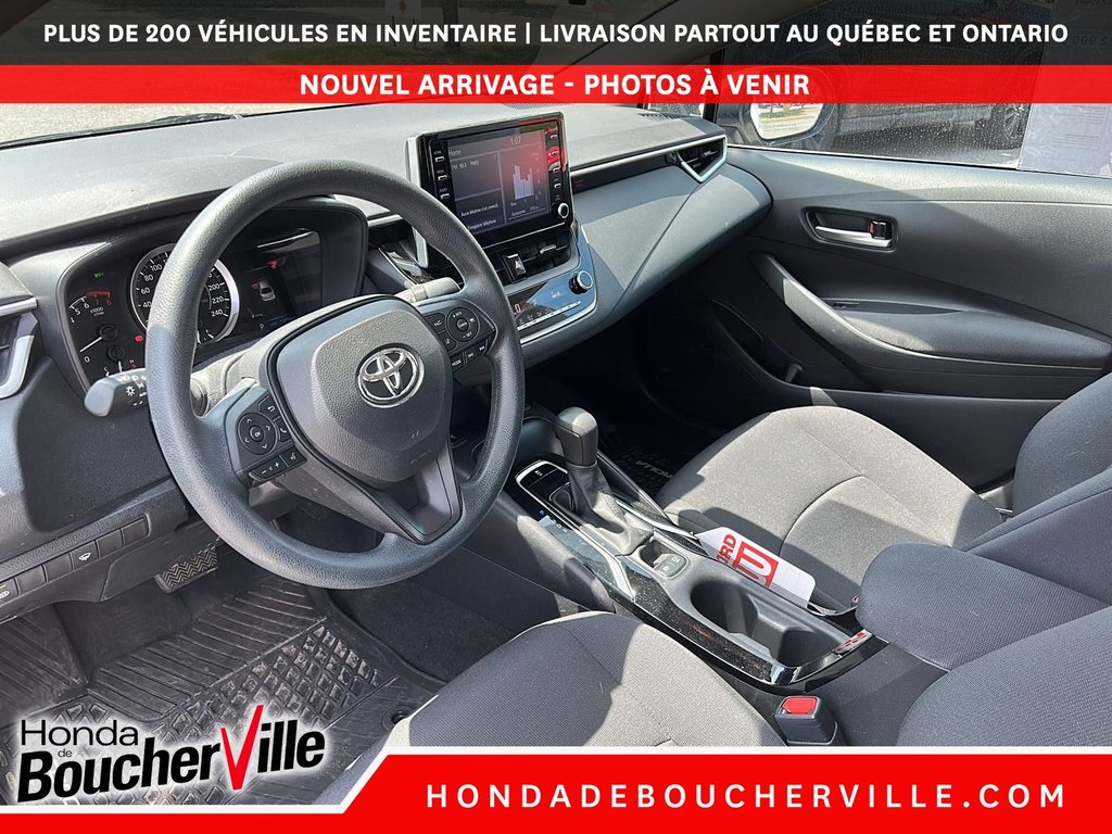 2020 Toyota Corolla LE in Terrebonne, Quebec - 15 - w1024h768px