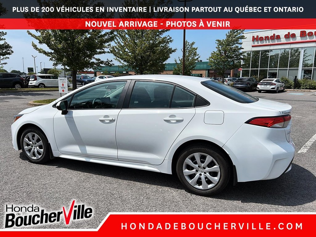 2020 Toyota Corolla LE in Terrebonne, Quebec - 7 - w1024h768px
