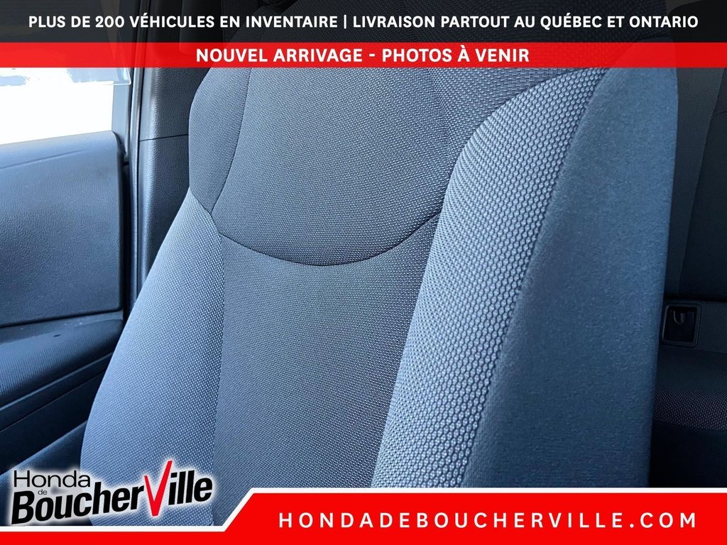 2020 Toyota Corolla LE in Terrebonne, Quebec - 9 - w1024h768px