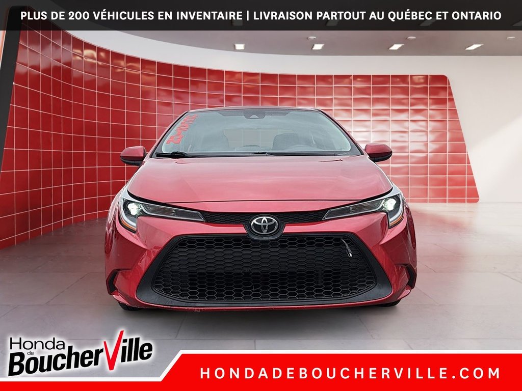 2020 Toyota Corolla LE in Terrebonne, Quebec - 13 - w1024h768px