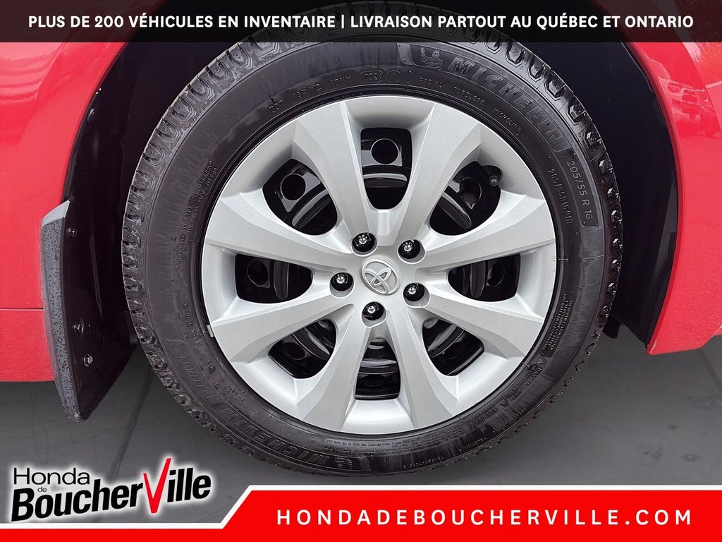 2020 Toyota Corolla LE in Terrebonne, Quebec - 15 - w1024h768px