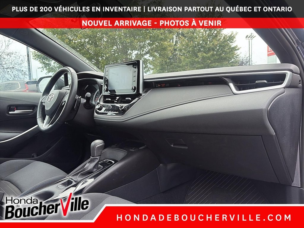 2020 Toyota Corolla SE in Terrebonne, Quebec - 21 - w1024h768px