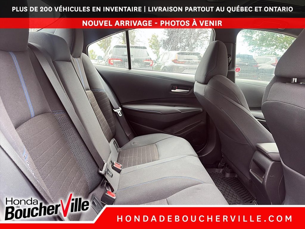 2020 Toyota Corolla SE in Terrebonne, Quebec - 17 - w1024h768px