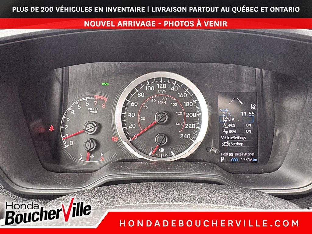 2020 Toyota Corolla SE in Terrebonne, Quebec - 31 - w1024h768px