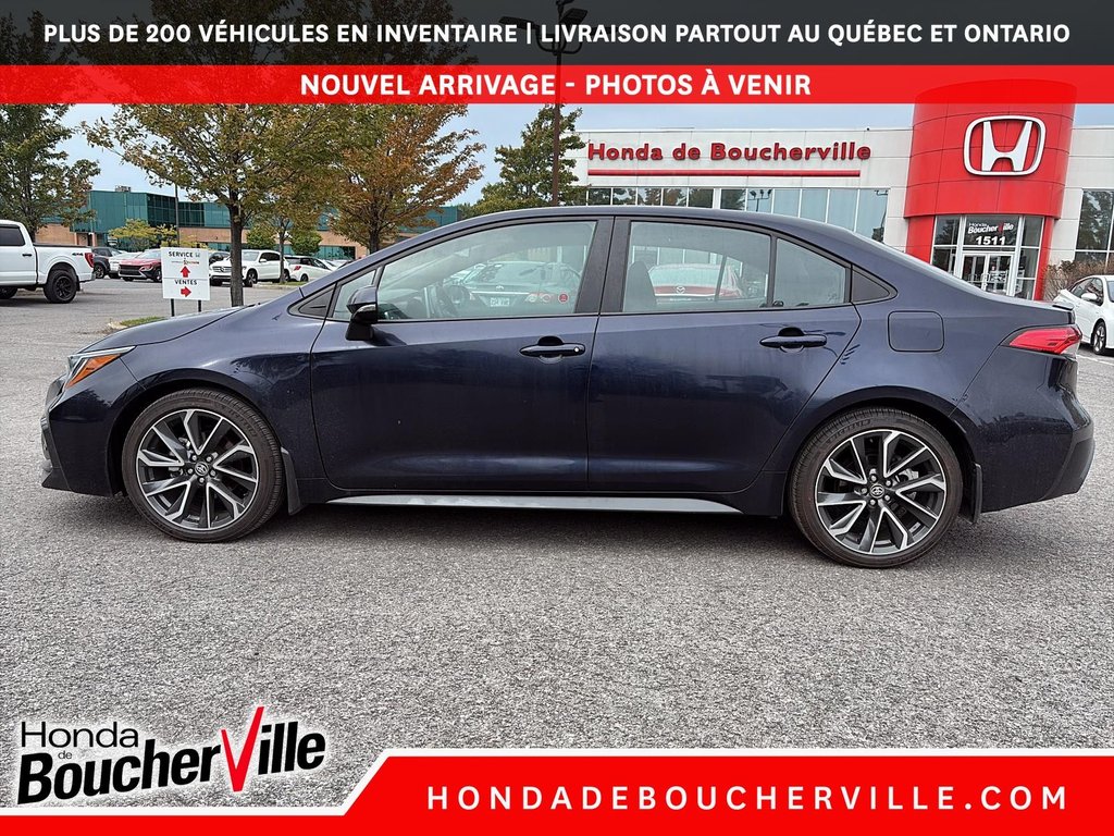 2020 Toyota Corolla SE in Terrebonne, Quebec - 3 - w1024h768px