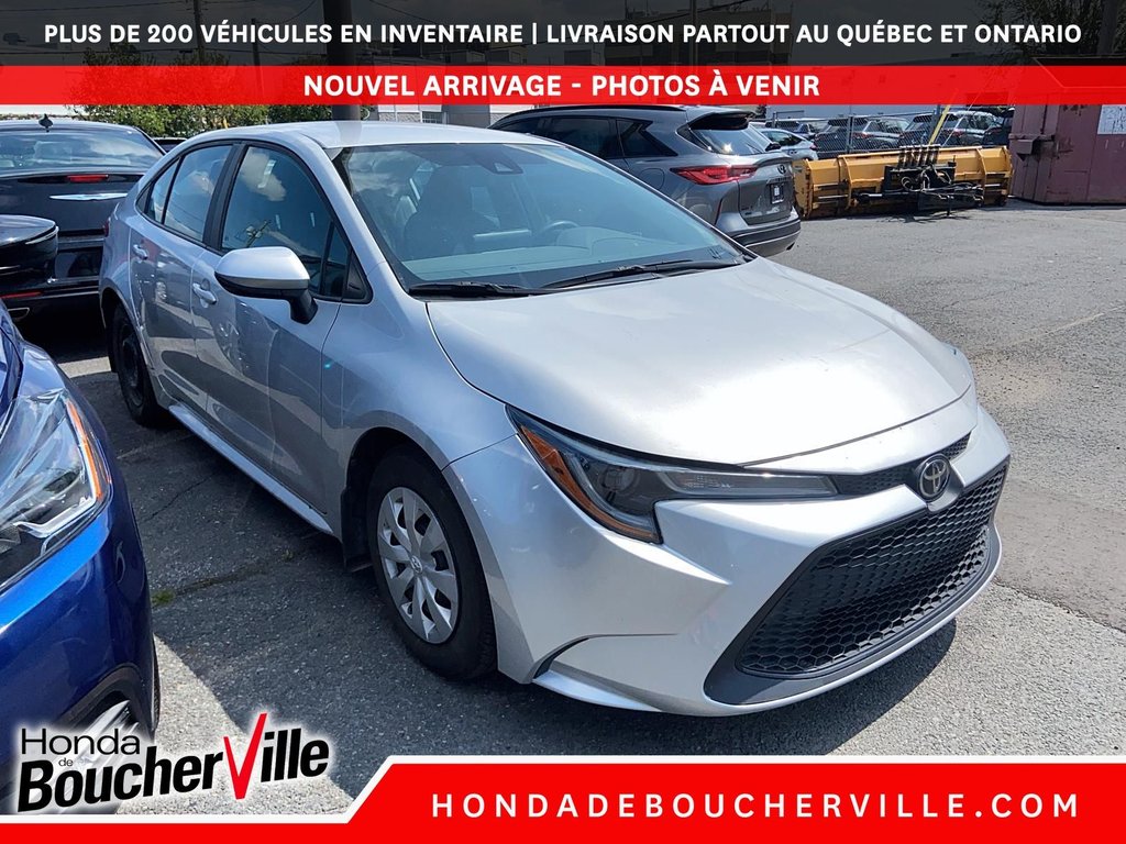 2022 Toyota Corolla LE in Terrebonne, Quebec - 7 - w1024h768px