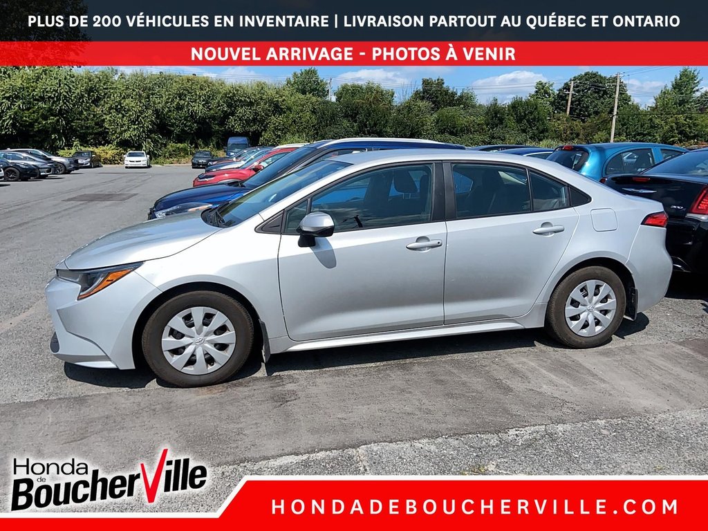 2022 Toyota Corolla LE in Terrebonne, Quebec - 3 - w1024h768px